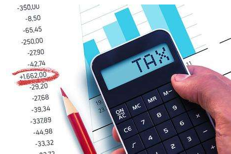 公司车辆的保险费计入什么科目 公司车辆的保险费计入什么科目