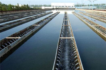 建厂时的自来水安装费怎么入账